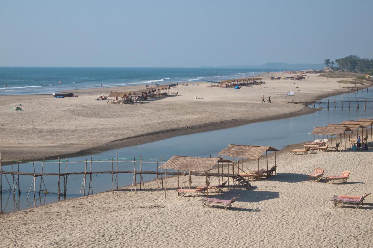 Mandrem Retreat Beach Resort Old Goa Εξωτερικό φωτογραφία