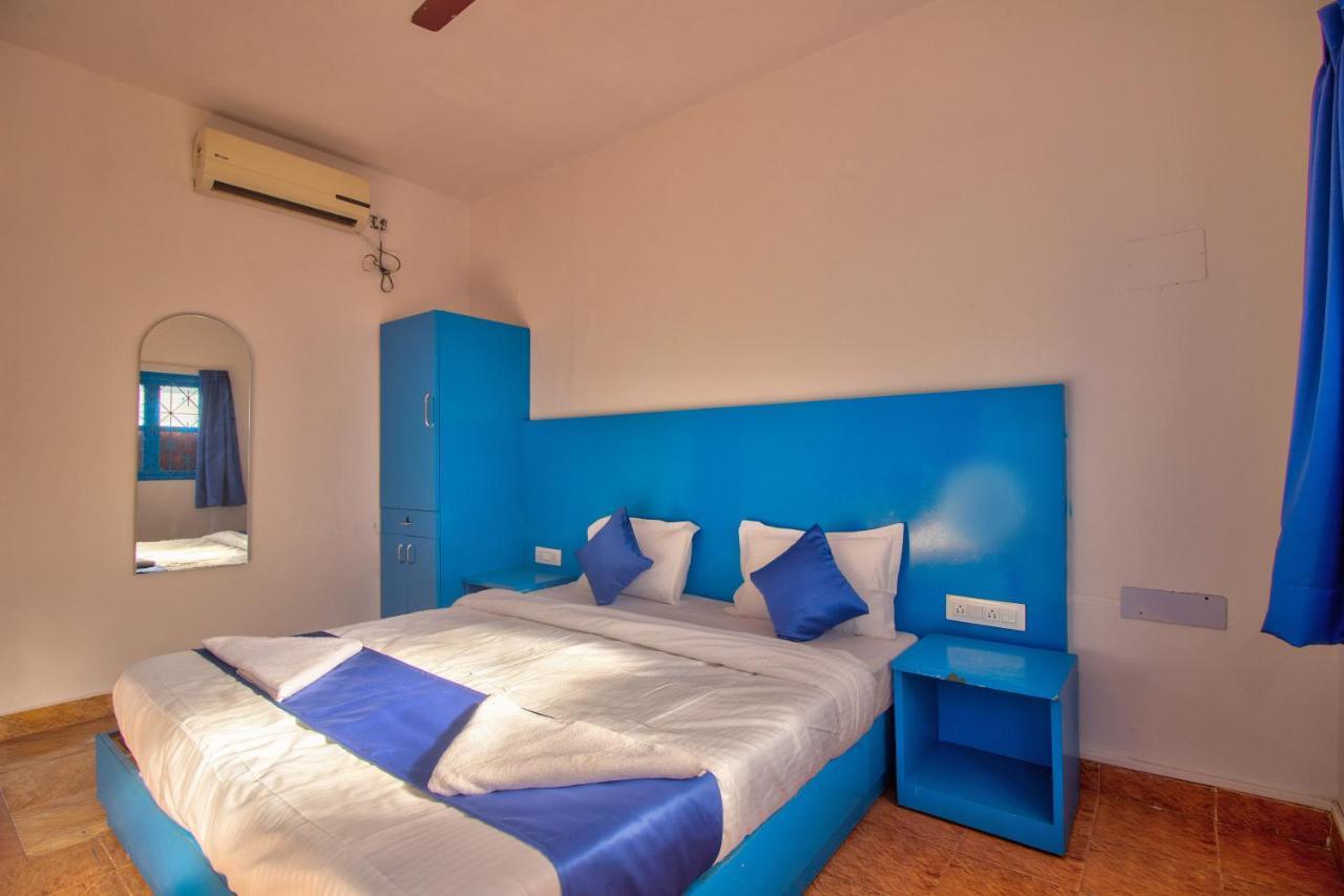 Mandrem Retreat Beach Resort Old Goa Εξωτερικό φωτογραφία